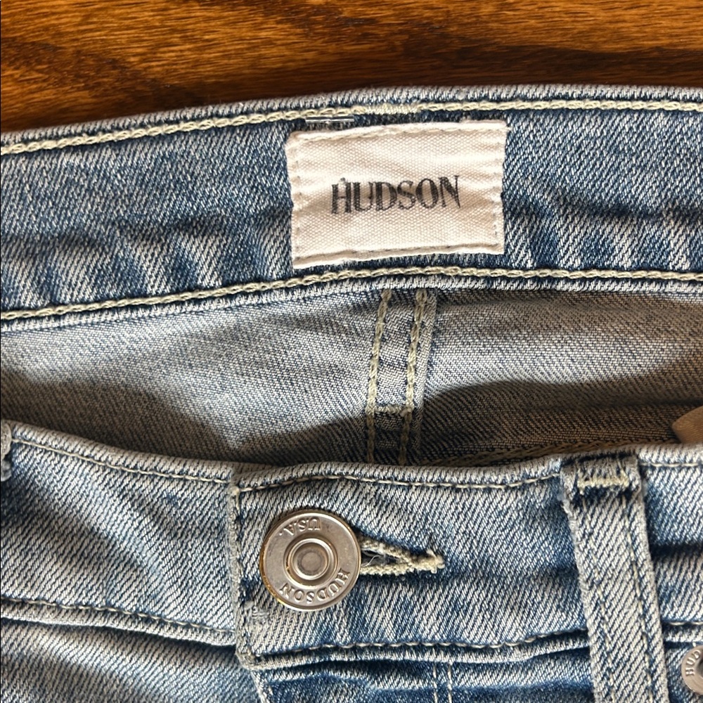 Hudson Krista Straight Cropped Blue Distressed Roll Cuff size 28 - Picture 4 of 10